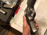 S&W MODERL 4006 , 40 CAL. , 4" STAINLESS , 5 MAGS EXCELLENT CONDITION - 5 of 12