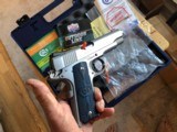 COLT 1911 COMPETITION GOVERNMENT 45ACP STAINLESS, N/M BARREL ,EXCELLENT, AS NEW , BOX & PAPERS - 9 of 12