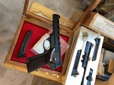 HIGH STANDARD VICTOR .22 & .22 SHORT WITH CONVERSION KIT , EXCELLENT , 2 MAGS - 9 of 15