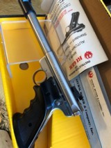 RUGER MARK II TARGET STAINLESS LIKE NEW , EXCELLENT - 5 of 15