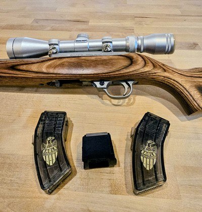 RUGER 10/22 - .22 cal. target