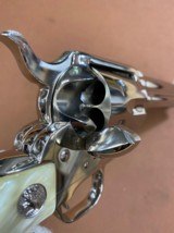 Very Nice Colt Single Action Army SAA Nickel 45 3rd generation (2007) 5.5” Pearl Grips - 10 of 15