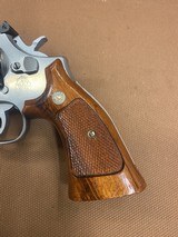 Mint S&W 686-1 Stainless 357 mag, 6” barrel, Walnut Target Grips. Excellent! - 3 of 15