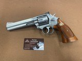 Mint S&W 686-1 Stainless 357 mag, 6” barrel, Walnut Target Grips. Excellent! - 1 of 15