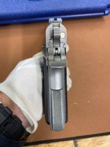 Nice Colt 1911 Enhanced Government Model 45 auto w/box - 5 of 15