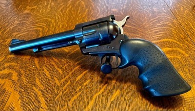 Ruger Blackhawk - 41 magnum - 6 1/2