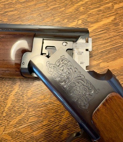 Browning Citori 20 Gauge, 28 inch Invector Plus, Very Good Condition, 3 Choke tubes - Image 3 of 14