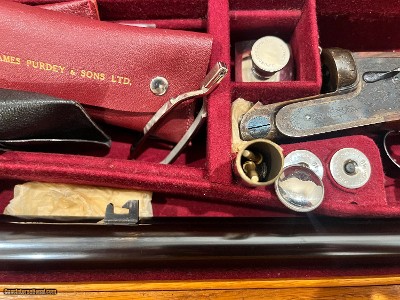 THE FINEST AVAILABLE JAMES PURDEY 12GA LIVE PIGEON TRAP GUN CONSTRUCTED BY HARRY LAWRENCE TWO SETS OF 30” VENT RIB BARRELS CASED BUILT 1964 - Image 21 of 25