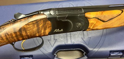 ***SOLD*** BERETTA 686 ONYX PRO SPORTING 30
MULTI CHOKE BARRELS HIGHLY FIGURED TURKISH WALNUT EXCELLENT AS NEW CONDITION CASED WITH PAPERWORK