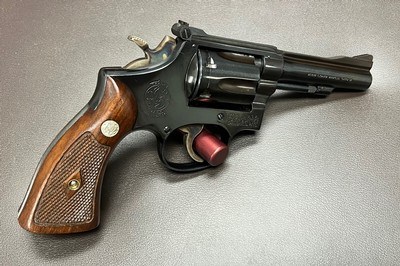 SMITH & WESSON PRE MODEL 18 .22LR K-22 COMBAT MASTERPIECE 4” PINNED BARREL EXCELLENT CONDITION BUILT IN 1956