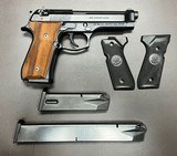 BERETTA M9 9MM PISTOL CHECKERED WOOD GRIPS (ORIGINAL GRIPS INCLUDED) THREE MAGAZINES EXCELLENT CONDITION