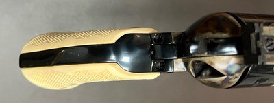 COLT NEW FRONTIER SAA .44 SPECIAL 3RD GEN 7.5” BARREL FACTORY CHECKERED IVORY GRIPS EXCELLENT AS NEW BUILT IN 1980 - Image 3 of 6