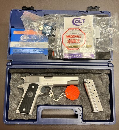 NEW IN BOX COLT 1911 SERIES 80 STAINLESS STEEL SUPER 38 AUTO PISTOL TWO FACTORY MAGS UNFIRED BUILT IN 2006