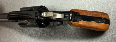 S&W MODEL 37 CHIEFS SPECIAL AIRWEIGHT 38 SPECIAL 3” BARREL EXCELLENT/NEW IN BOX BUILT IN 1982 - Image 6 of 7