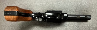 S&W MODEL 37 CHIEFS SPECIAL AIRWEIGHT 38 SPECIAL 3” BARREL EXCELLENT/NEW IN BOX BUILT IN 1982 - Image 4 of 7