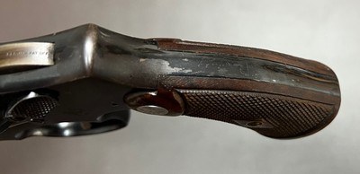 PRE WW2 SMITH & WESSON M&P 5” BARREL .38 SPECIAL (PRE MODEL 10) FIVE SCREW HIGH POLISH BLUE FINE ORIGINAL CONDITION BUILT IN 1940 - Image 5 of 6