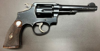 PRE WW2 SMITH & WESSON M&P 5” BARREL .38 SPECIAL (PRE MODEL 10) FIVE SCREW HIGH POLISH BLUE FINE ORIGINAL CONDITION BUILT IN 1940 - Image 2 of 6