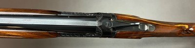 SCARCE BROWNING B125 SUPERLIGHT 20GA 26” IC/M ENGRAVED BY AUGUSTE POES STUNNING WOOD 5LBS 13OZ CLASSIC O/U UPLAND GUN - Image 3 of 22