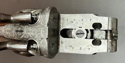 BOSS & CO 12 BORE HAMMERGUN 29 3/4” CYL/IC FINE DAMASCUS BARRELS NICLEY FIGURED WOOD WITH IDEAL MODERN DIMENSIONS CASED ORIGINALLY BUILT IN 1862 - Image 19 of 23