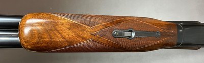 WINCHESTER MODEL 21 SKEET 12GA 26” WS1/WS2 BARRELS HIGHLY FIGURED WOOD EXCELLENT ORIGINAL CONDITION STUNNING SKEET GUN BUILT IN 1956 - Image 8 of 20