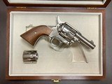 PRESENTATION CASED 3RD GEN COLT SAA SHERIFFS MODEL DUAL CYLINDER .44 SPECIAL/.44-40 UNFIRED AS NEW CONDITION - Image 2 of 11