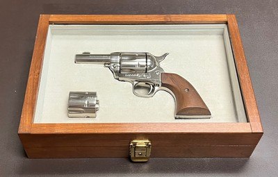 PRESENTATION CASED 3RD GEN COLT SAA SHERIFFS MODEL DUAL CYLINDER .44 SPECIAL/.44-40 UNFIRED AS NEW CONDITION - Image 10 of 11