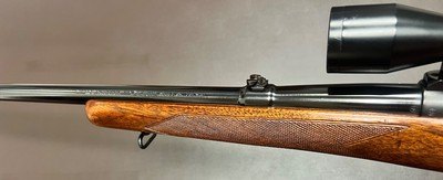 PRE 64 WINCHESTER MODEL 70 .270 STANDARD RIFLE 24” BARREL SWAROVSKI HABICHT 3-9x36A SCOPE FINE ORIGINAL CONDITION AMERICAN SPORTING RIFLE BUILT 1951 - Image 10 of 19