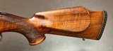 1956 WEATHERBY SOUTH GATE CA MAUSER ACTION .257 WEATHERBY MAG SWAROVSKI HABICHT 3-12X56 SCOPE STUNNING WOOD CLASSIC AMERICAN SPORTING RIFLE - Image 13 of 21