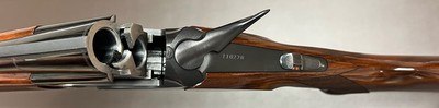 RIZZINI BR110 20GA GAME GUN 26 1/4” BARRELS SEVEN TOTAL CHOKES EXCELLENT CONDITION LIGHT FIELD USE CASED WITH ACCESSORIES BUILT IN 2019 - Image 5 of 22
