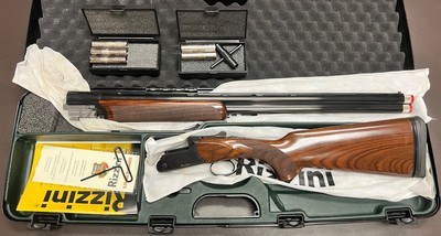 RIZZINI BR110 20GA GAME GUN 26 1/4” BARRELS SEVEN TOTAL CHOKES EXCELLENT CONDITION LIGHT FIELD USE CASED WITH ACCESSORIES BUILT IN 2019 - Image 1 of 22