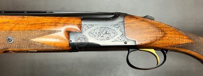 BROWNING SUPERPOSED LIGHTNING TRAP 12GA 30” M/F IVORY BEADS FIGURED ROUND KNOB LONG TANG STOCK EXCELLENT CONDITION RARE CONFIGURATION BUILT IN 1959 - Image 2 of 20