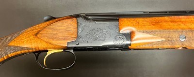 BROWNING SUPERPOSED LIGHTNING TRAP 12GA 30” M/F IVORY BEADS FIGURED ROUND KNOB LONG TANG STOCK EXCELLENT CONDITION RARE CONFIGURATION BUILT IN 1959 - Image 1 of 20