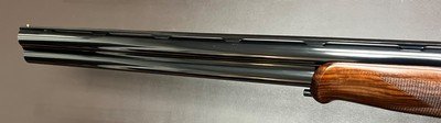 CAESAR GUERINI MAGNUS LIGHT 12GA 26” BARRELS GOLD GAME SCENE & SCROLL ENGRAVED ACTION 6LBS 2OZ STUNNING LIGHTWEIGHT O/U CASED BUILT IN 2007 - Image 12 of 23