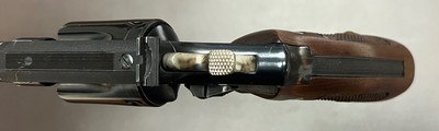 SMITH & WESSON K22 MASTERPIECE MODEL 17-3 6” PINNED BARREL TARGET GRIPS FINE ORIGINAL CONDITION BUILT IN 1968 - Image 5 of 10
