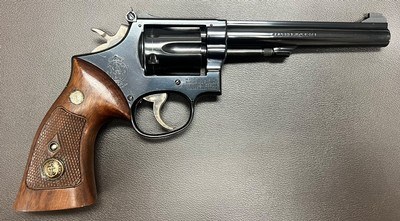 SMITH & WESSON K22 MASTERPIECE MODEL 17-3 6” PINNED BARREL TARGET GRIPS FINE ORIGINAL CONDITION BUILT IN 1968 - Image 1 of 10