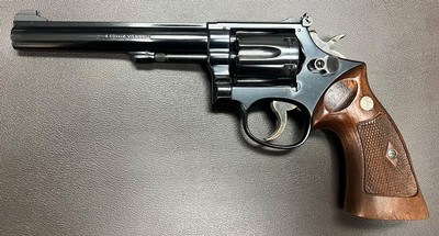 SMITH & WESSON K22 MASTERPIECE MODEL 17-3 6” PINNED BARREL TARGET GRIPS FINE ORIGINAL CONDITION BUILT IN 1968 - Image 2 of 10