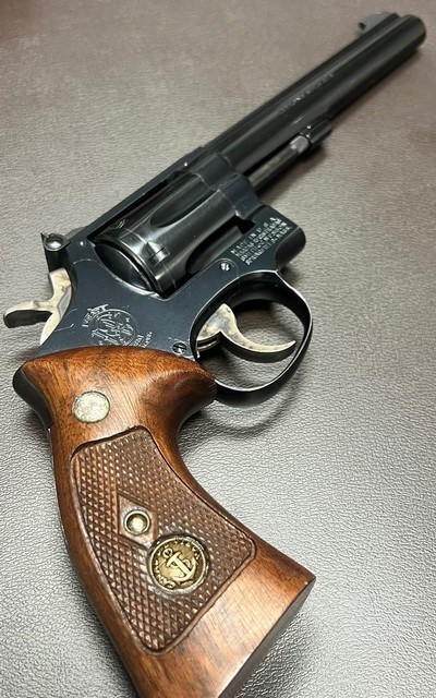 SMITH & WESSON K22 MASTERPIECE MODEL 17-3 6” PINNED BARREL TARGET GRIPS FINE ORIGINAL CONDITION BUILT IN 1968 - Image 9 of 10