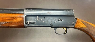 BROWNING A5 LIGHT TWELVE 12GA 25.5” VENT RIB MOD CHOKE BARREL FINE ORIGINAL CONDITION GUN WITH PAPERWORK BUILT IN 1969 - Image 4 of 21
