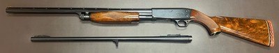 ITHACA M37 20GA FEATHERLIGHT DELUXE SUPREME TWO BARREL SET 24” IC & 26” SLUG BARREL STUNNING HAND CHECKERED WOOD FINE ORIGINAL CONDITION BUILT 1972 - Image 2 of 20