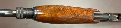 ITHACA M37 20GA FEATHERLIGHT DELUXE SUPREME TWO BARREL SET 26” IC/26” MOD VENT RIB BARRELS STUNNING WOOD FINE ORIGINAL CONDITION BUILT IN 1968 - Image 8 of 20