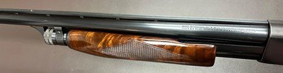 ITHACA M37 20GA FEATHERLIGHT DELUXE SUPREME TWO BARREL SET 26” IC/26” MOD VENT RIB BARRELS STUNNING WOOD FINE ORIGINAL CONDITION BUILT IN 1968 - Image 10 of 20