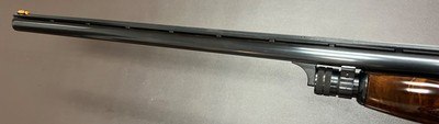 ITHACA M37 20GA FEATHERLIGHT DELUXE SUPREME TWO BARREL SET 26” IC/26” MOD VENT RIB BARRELS STUNNING WOOD FINE ORIGINAL CONDITION BUILT IN 1968 - Image 11 of 20