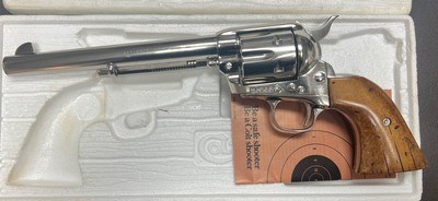 COLT SAA 45 COLT NICKEL PLATED MODEL #P1876 EXCELLENT ORIGINAL NIB CONDITION BUILT IN 1977 - Image 2 of 8