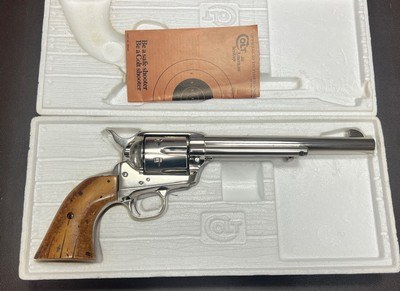COLT SAA 45 COLT NICKEL PLATED MODEL #P1876 EXCELLENT ORIGINAL NIB CONDITION BUILT IN 1977 - Image 1 of 8