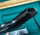 COLT 1908 .380 ACP FRENCH FITTED PRESENTATION CASE EXTRA THREADED BARREL FINE ORIGINAL CONDITION BUILT IN 1924 - Image 7 of 10
