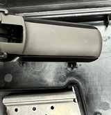 AMT BACKUP LARGE FRAME 40 S&W DAO TWO ORIGINAL MAGAZINES EXCELLENT CONDITION ORIGINAL BOX RARE PISTOL - Image 5 of 7