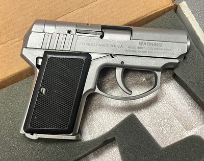 AMT BACKUP .380 DAO PISTOL 2.5” BARREL WITH EXCELLENT BORE TWO MAGAZINES BOX & ALL PAPERWORK - Image 2 of 8