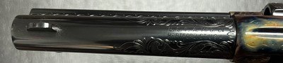 NIB UNFIRED US FIRE ARMS MFG CO (USFA) SAA.45 COLT FACTORY ARMORY A ENGRAVING BY DENNIS KIES STUNNING 24XXX SN USA BUILT REVOLVER - Image 6 of 15