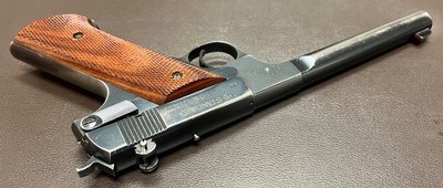 HI-STANDARD MODEL H-D MILITARY .22LR PISTOL 6.7” HEAVY BARREL TWO TEN ROUND MAGAZINES CLASSIC RIMFIRE TARGET PISTOL BUILT IN 1946 - Image 6 of 8