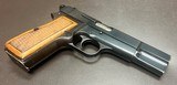 T SERIES BROWNING HI POWER 9MM PISTOL 4.65” BARREL EXCELLENT BORE TWO MAGAZINES FINE ORIGINAL CONDITION BUILT IN 1967 - Image 3 of 7